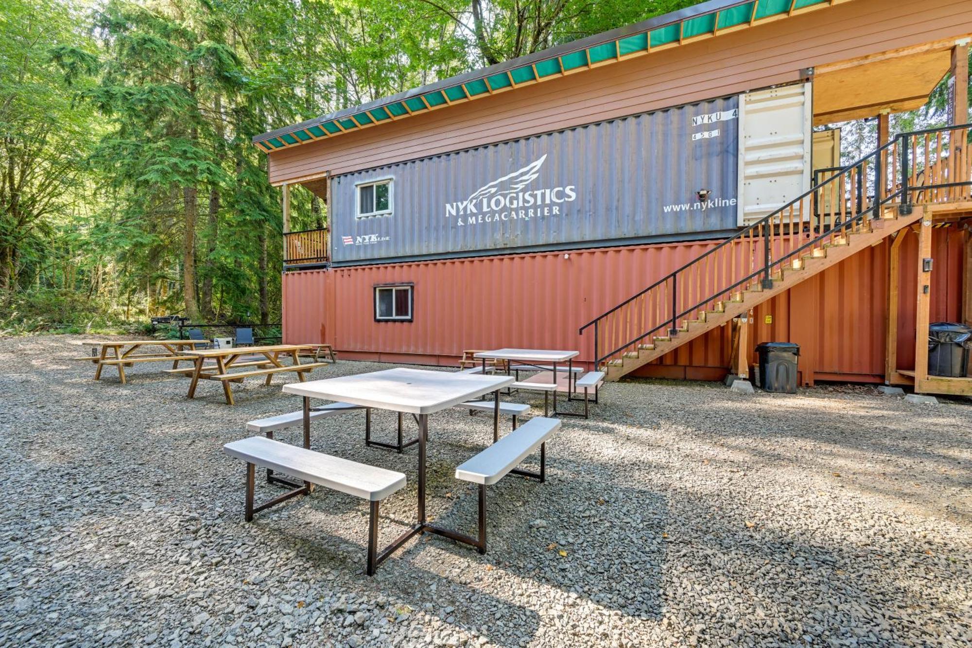 Unique Container Studio With Deck And Fire Pit! Buckley 外观 照片